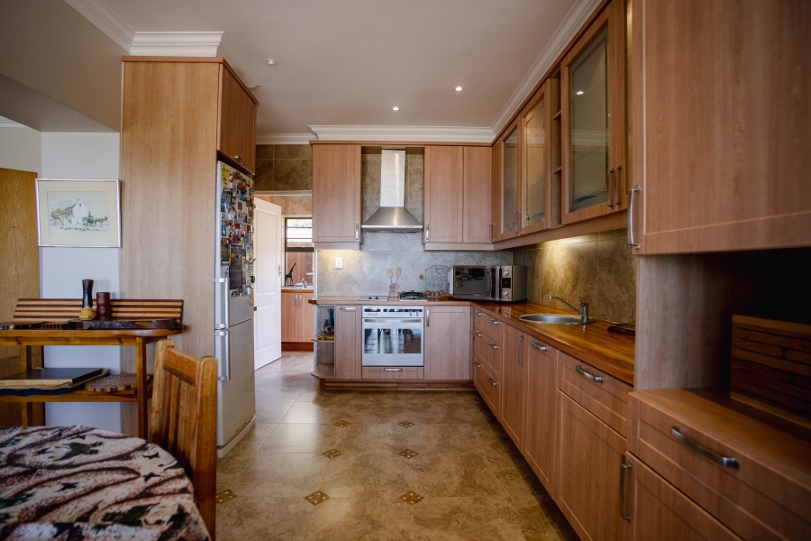 3 Bedroom Property for Sale in Wilderness Heights Western Cape